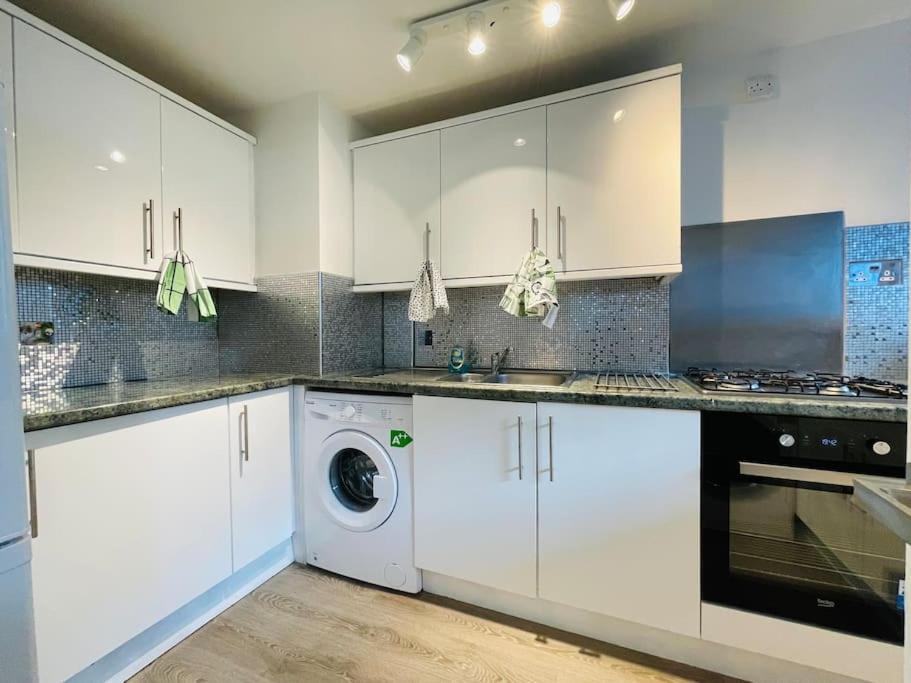 Lovely Duplex Apartment In Edinburgh City Centre מראה חיצוני תמונה